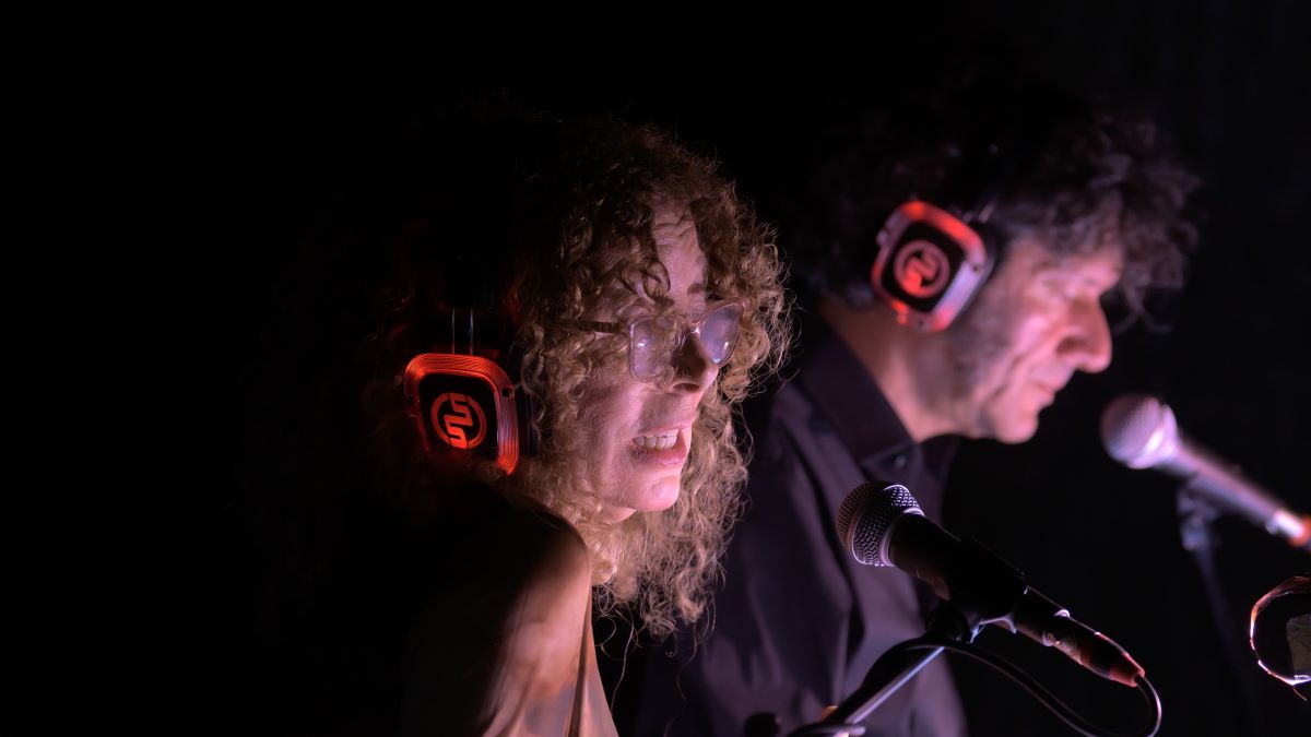 Donna che nuota sott'acqua - Periferico Festival