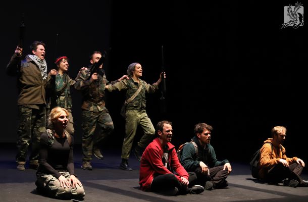 Kobane calling on stage